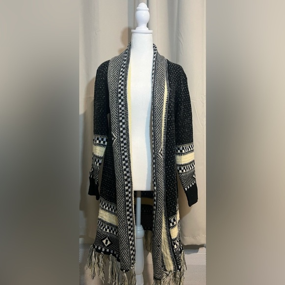 JC Penny’s Sweaters - JC Penny’s Shawl With Tassles